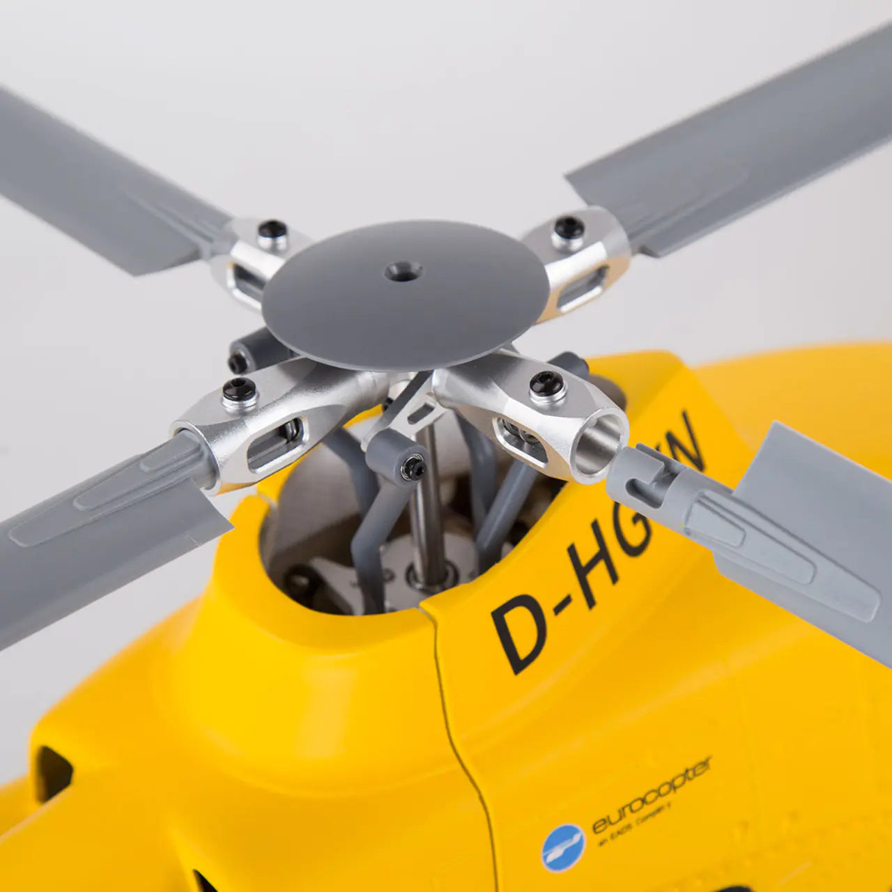 ✭ 2026 Flagship Edition ✭ Shadow-Strike Tactical RC Helicopter — NOW 60% OFF!